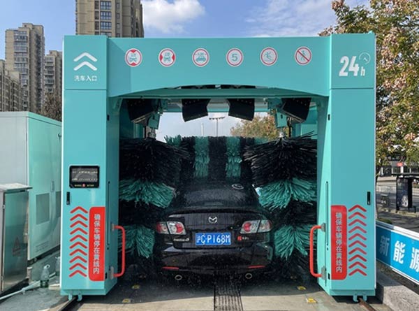 浙江海寧的這個充電站充電，無人洗車，一站式服務(wù)